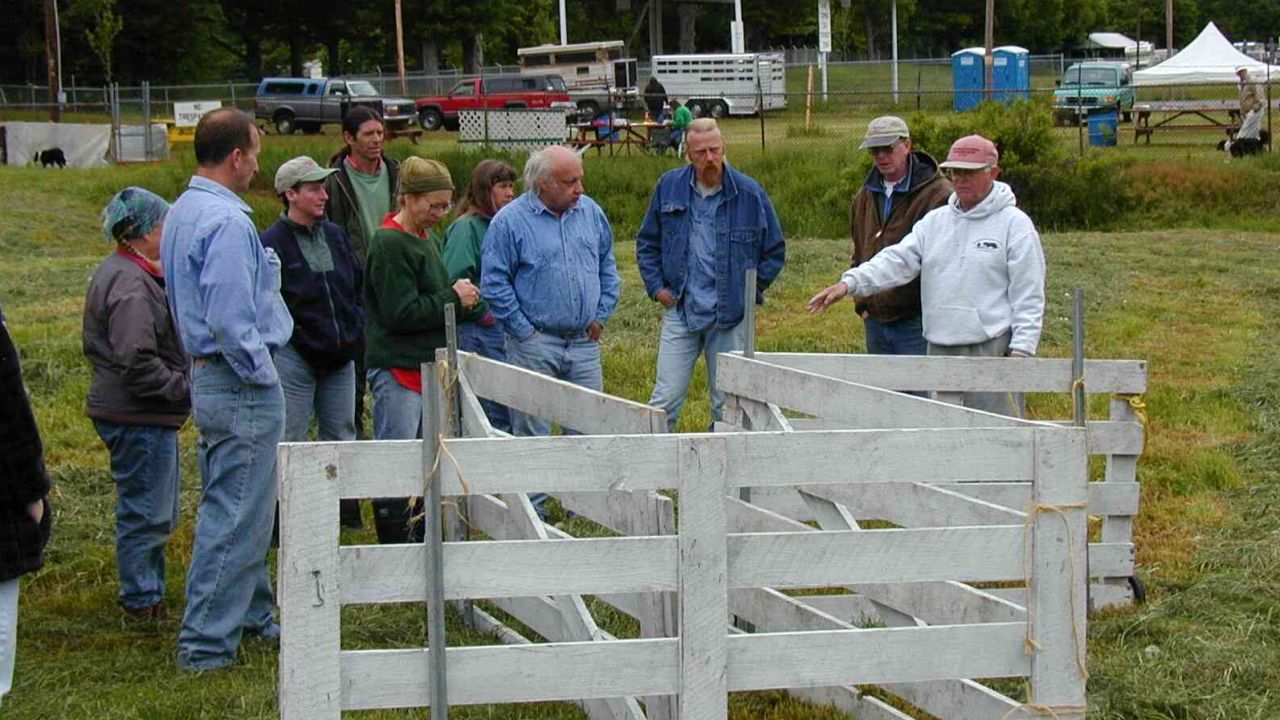 Meet and connect with like minded people cum12a.jpg